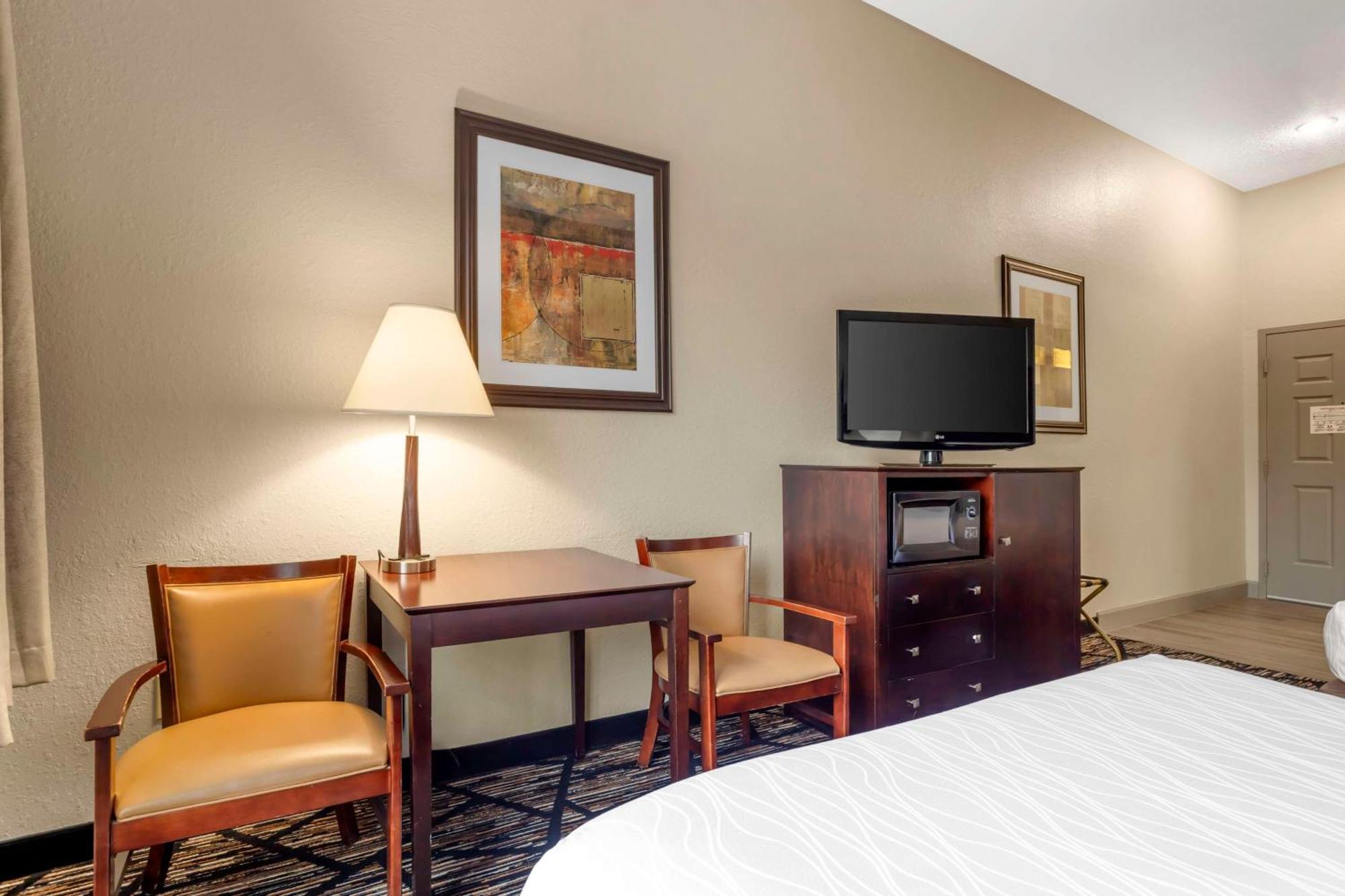 Best Western Plus Hobby Airport Inn And Suites Houston Zewnętrze zdjęcie
