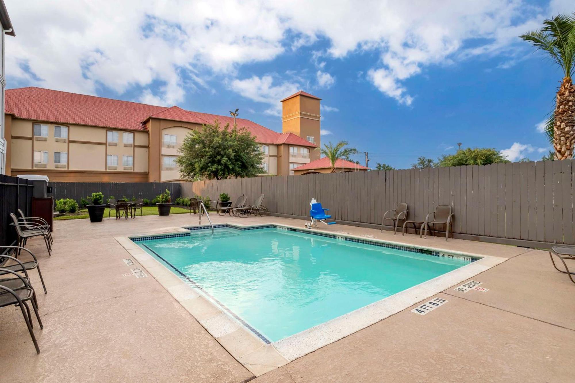 Best Western Plus Hobby Airport Inn And Suites Houston Zewnętrze zdjęcie